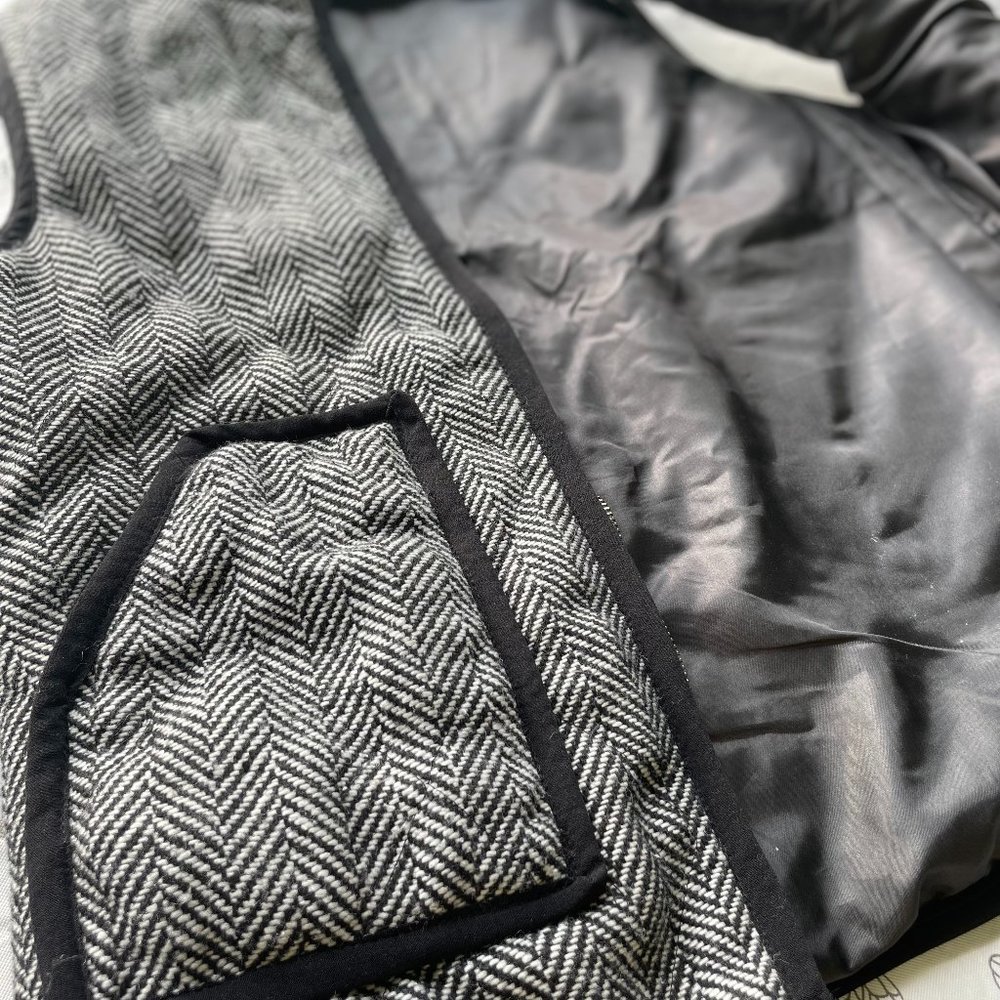 Heringbone vest